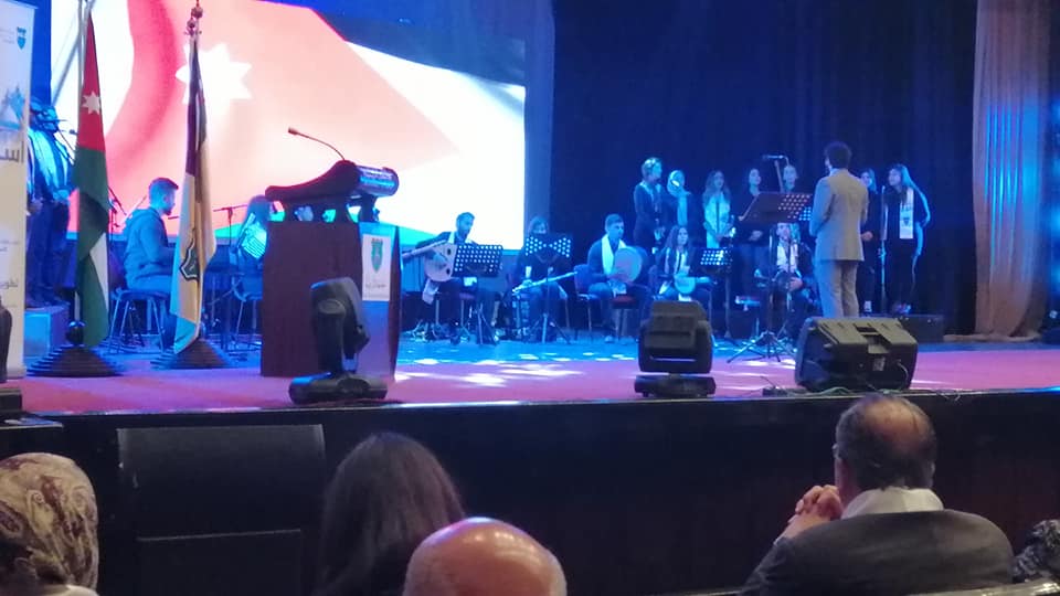 حفل ام الجامعات2.jpg